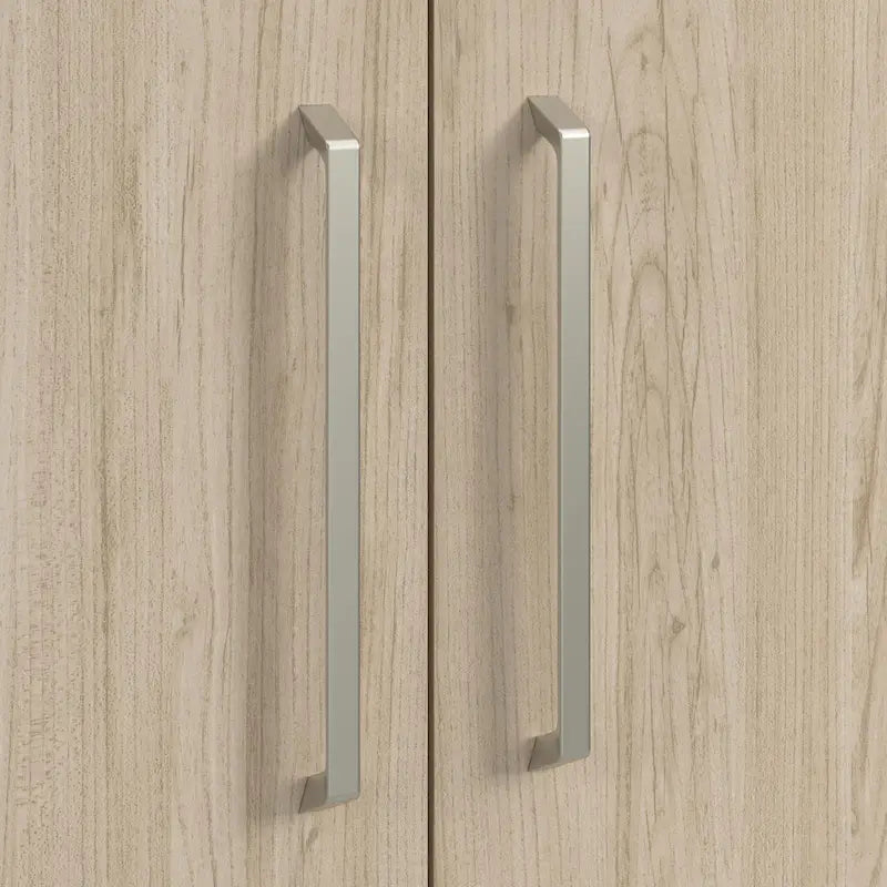 Meuble bas avec portes et étagères