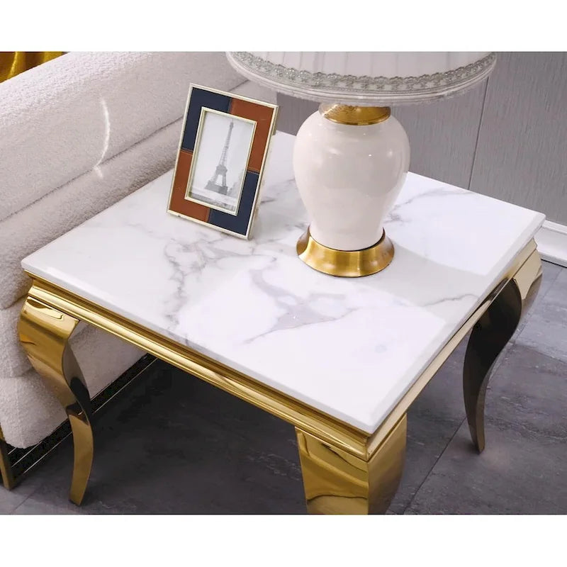 Table d'appoint ou de chevet blanche et dorée avec pieds cabriolets dorés polis